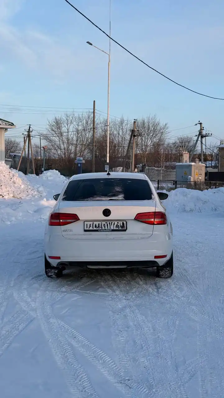 Volkswagen Jetta 6 2015 года - Легковые автомобили (Авто) в Неизвестно