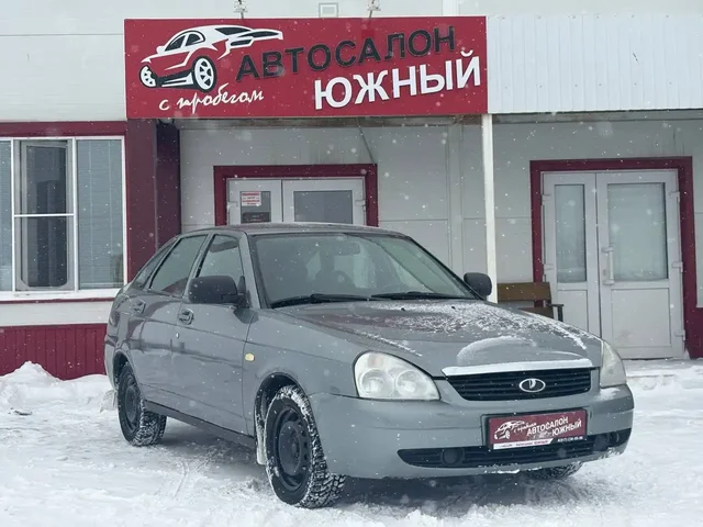 Продажа автомобиля Lada Priora 2010 года - Легковые автомобили в Нижнекамск