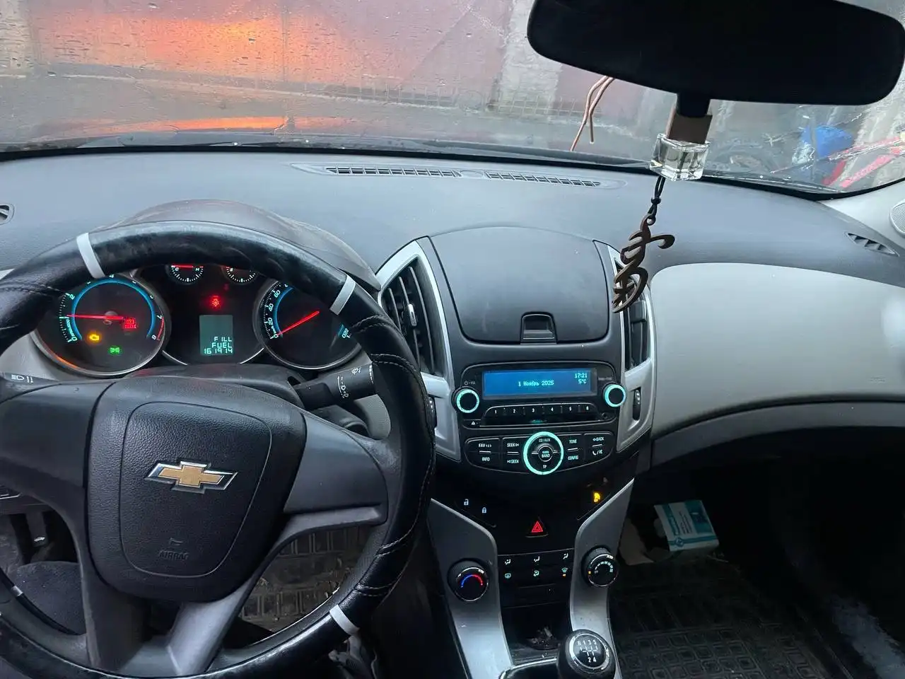 Продажа автомобиля 2012 года - Авто в Магнитогорск