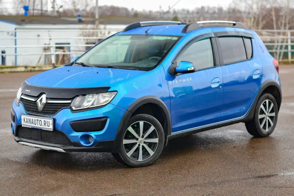 Renault Sandero Stepway 2015 года в Канаше - Авто в Канаш