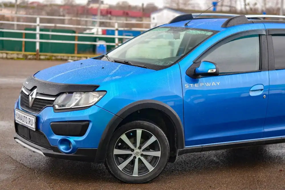 Renault Sandero Stepway 2015 года в Канаше - Авто в Канаш