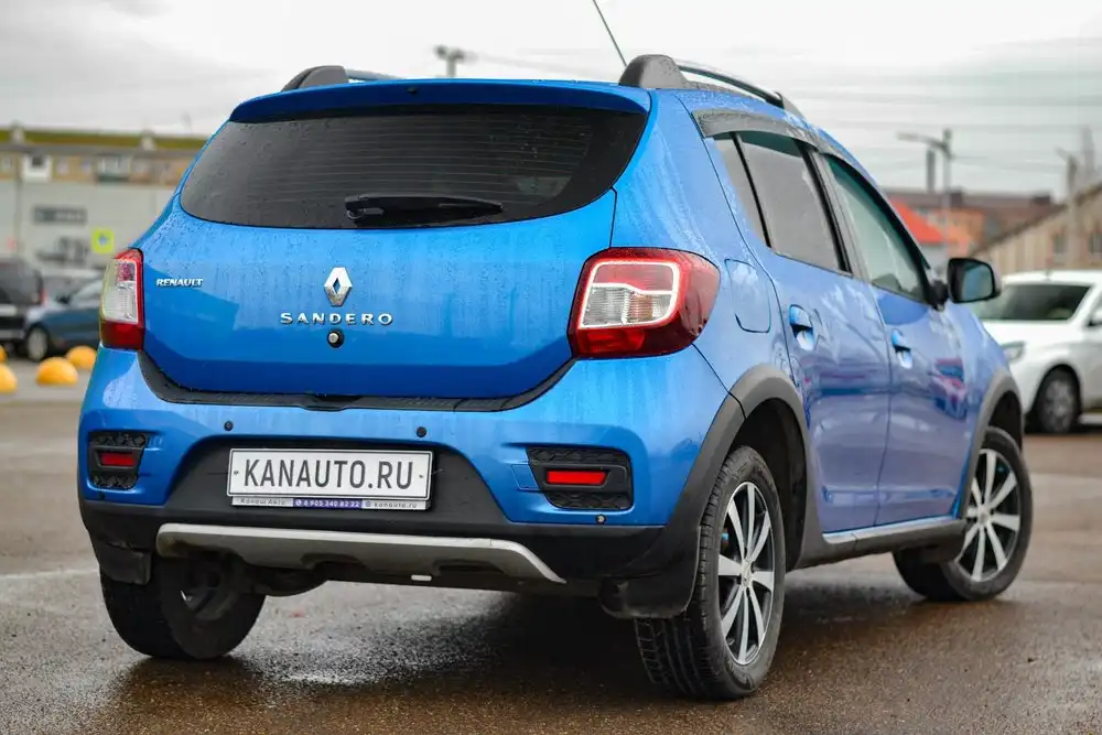 Renault Sandero Stepway 2015 года в Канаше - Авто в Канаш