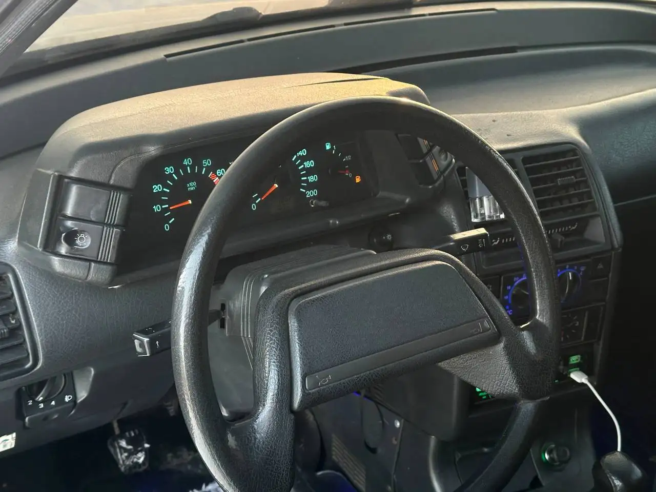 Продажа ВАЗ 2112 2004 года - Легковые автомобили (Авто) в Неизвестно