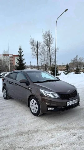 Продажа Kia Rio 2015 года в идеальном состоянии - Внедорожники в Бугульма