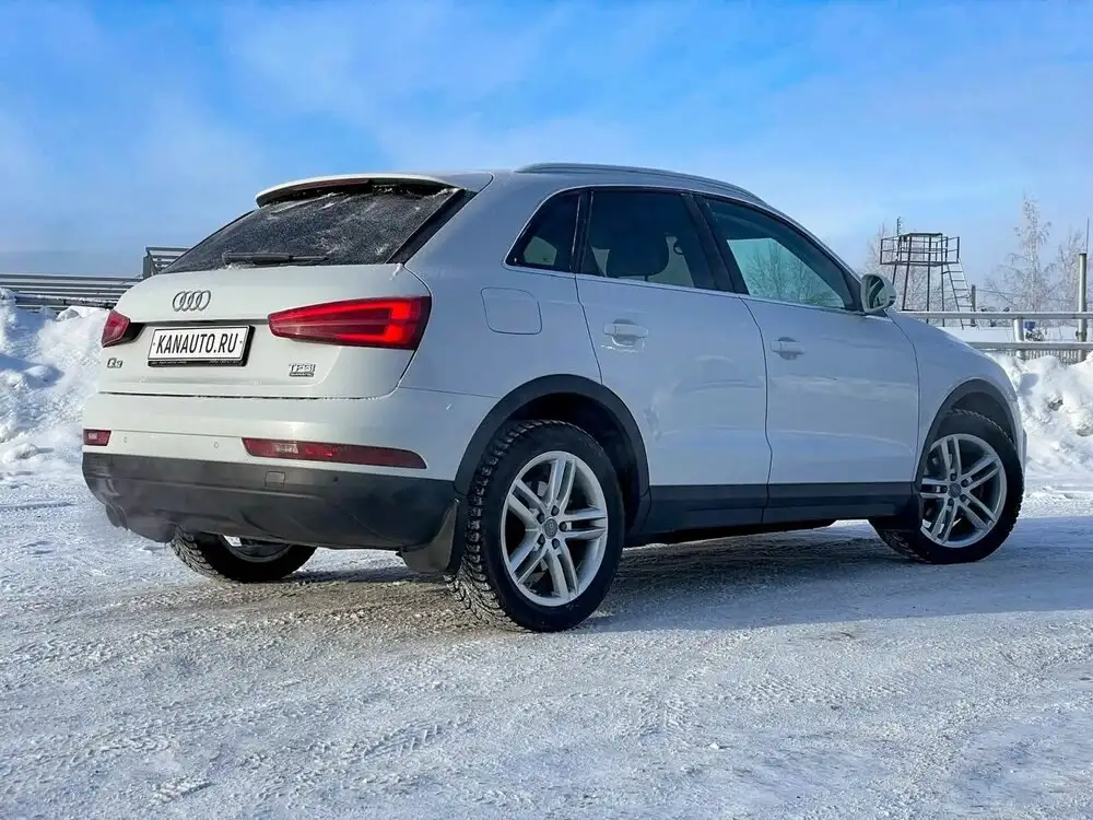 Audi Q3 2015 года, 2.0 TSI, автомат, полный привод - Авто в Канаш