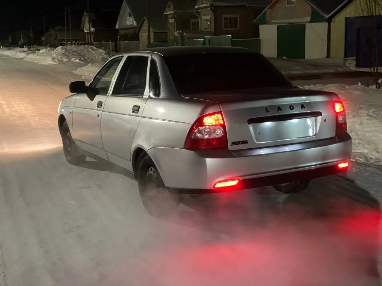 Продается Лада Приора 2009 года выпуска - Авто в Неизвестно