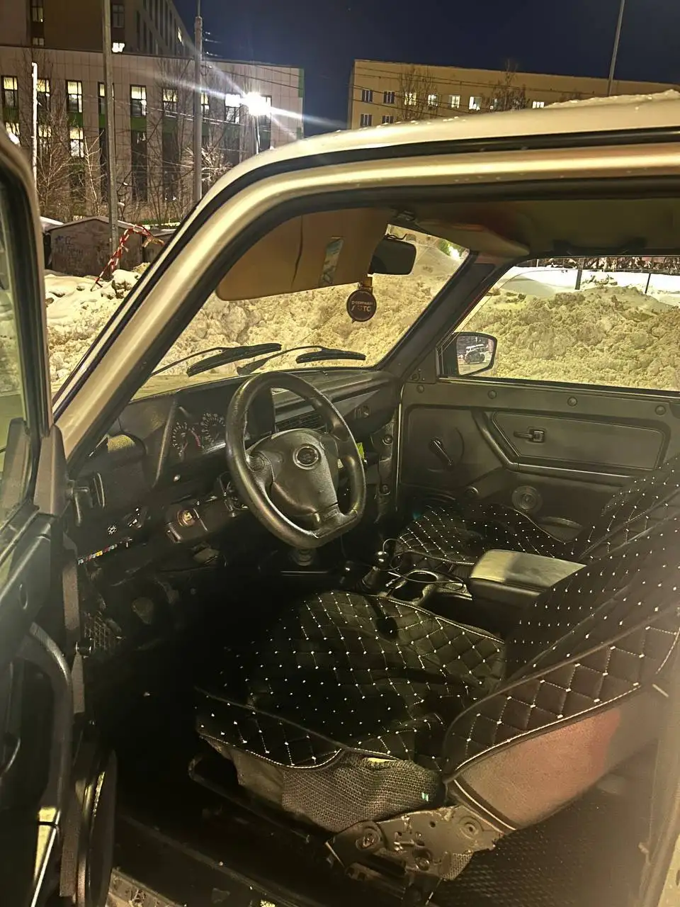 Продажа ВАЗ 2121 (Niva) 4x4 2015 года - Легковые автомобили (Авто) в Неизвестно