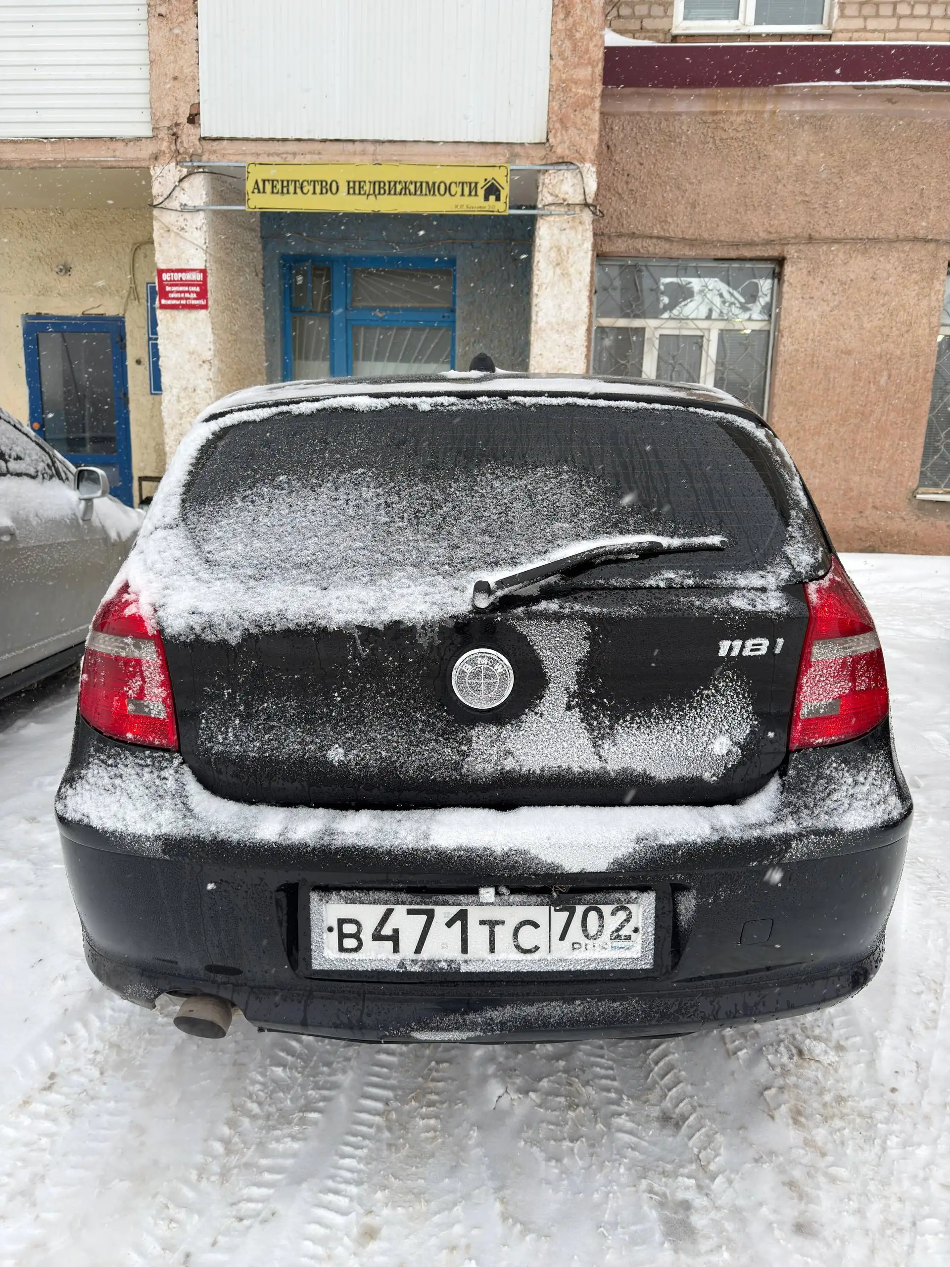 BMW 1 серии E87 2010 года 2.0 л 136 л.с. - Легковые автомобили (Авто) в Неизвестно