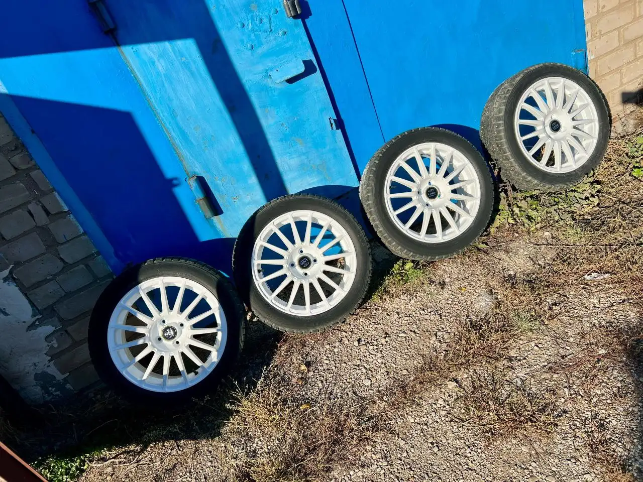 Диски Granta Sport R16 4x98 с зимними шинами Nordman 7 - Запчасти (Авто) в Октябрьский