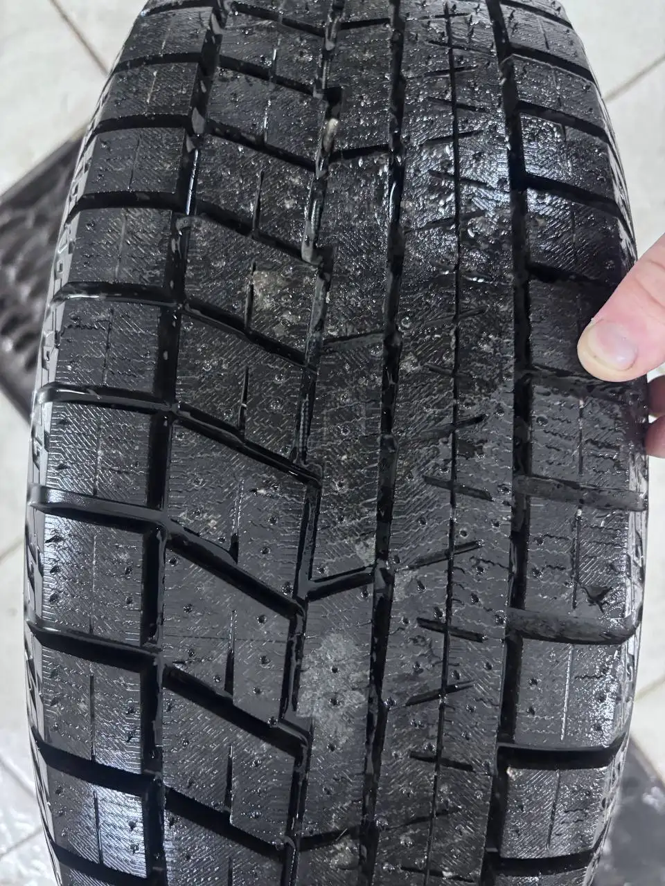 Продажа новых колес липучек для Гранты - Шины и диски (Авто) в Неизвестно