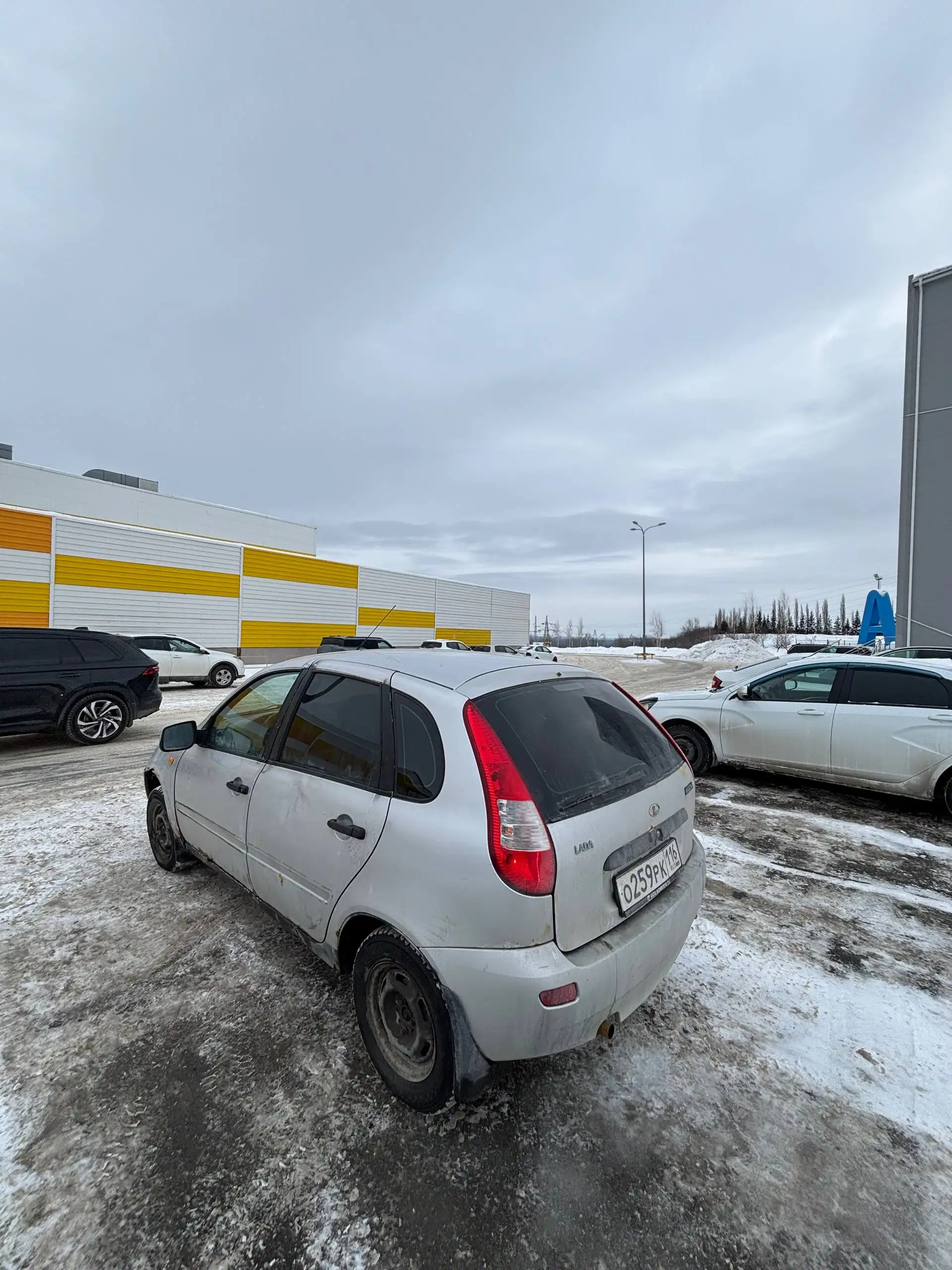 Продается Лада Калина 2011 года - Легковые автомобили (Авто) в Неизвестно