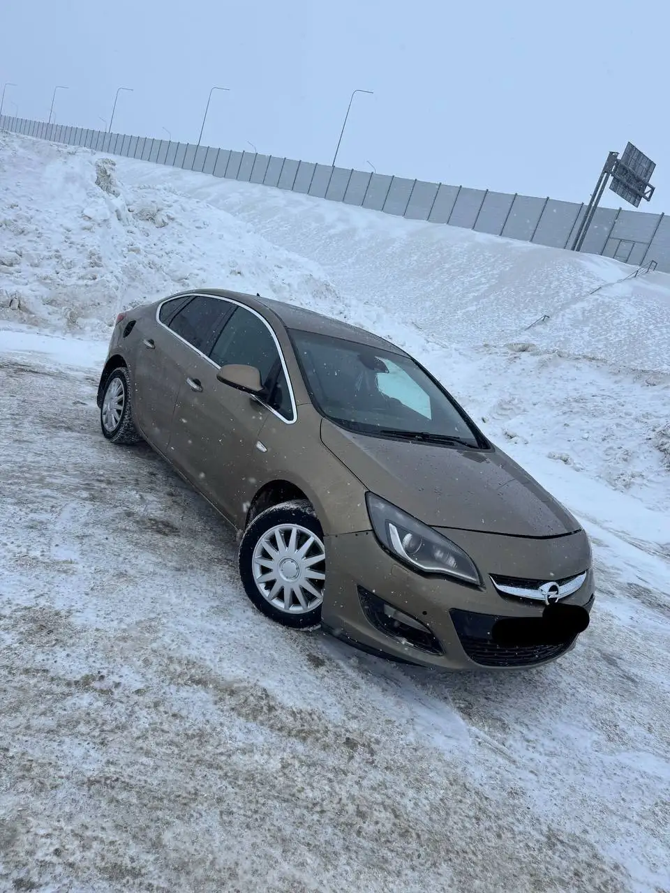 Opel Astra J 2013/2014 года - Легковые автомобили (Авто) в Казань