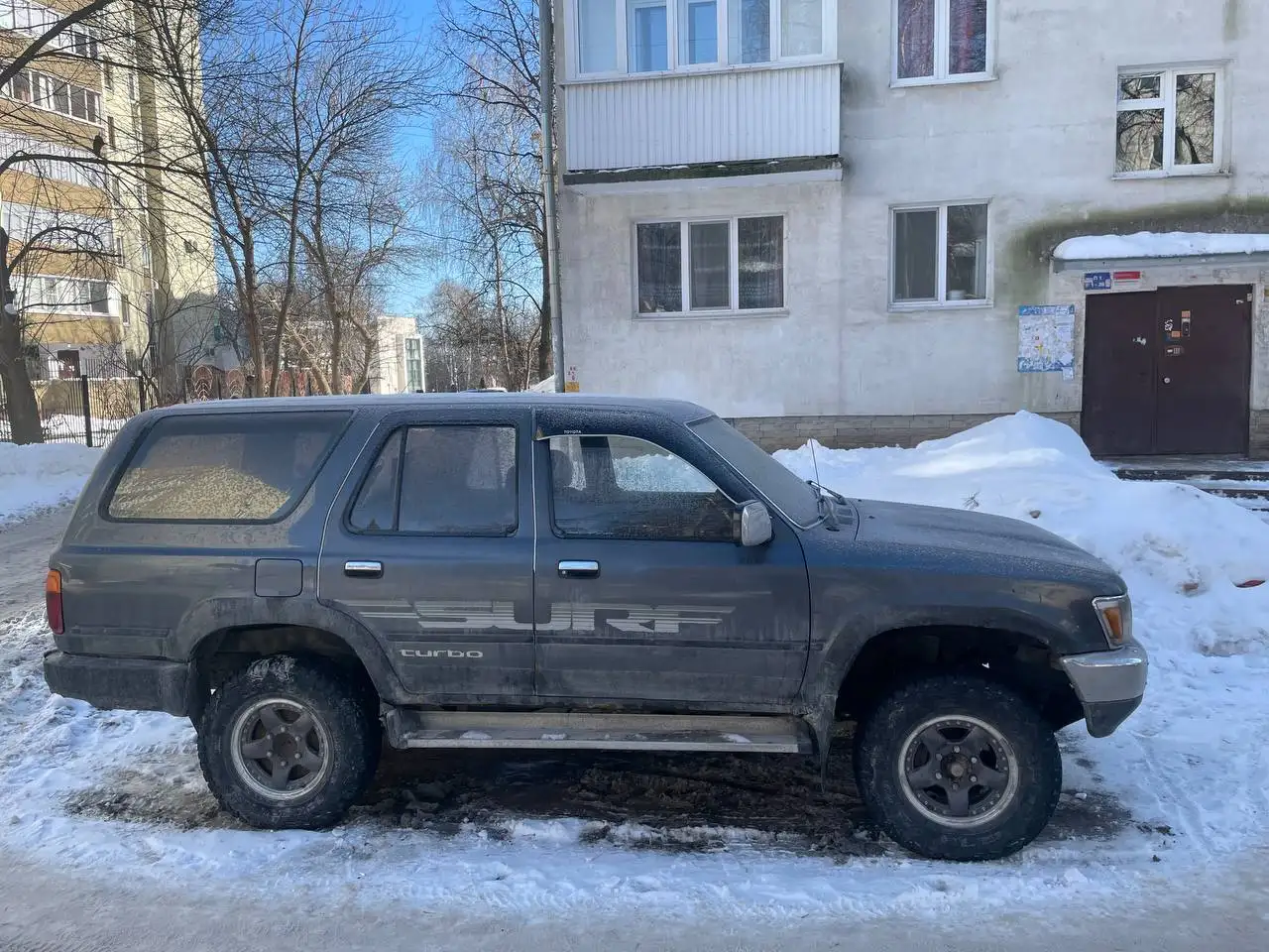 Продам Toyota Hilux Surf 1992 года - Внедорожники (Авто) в Неизвестно