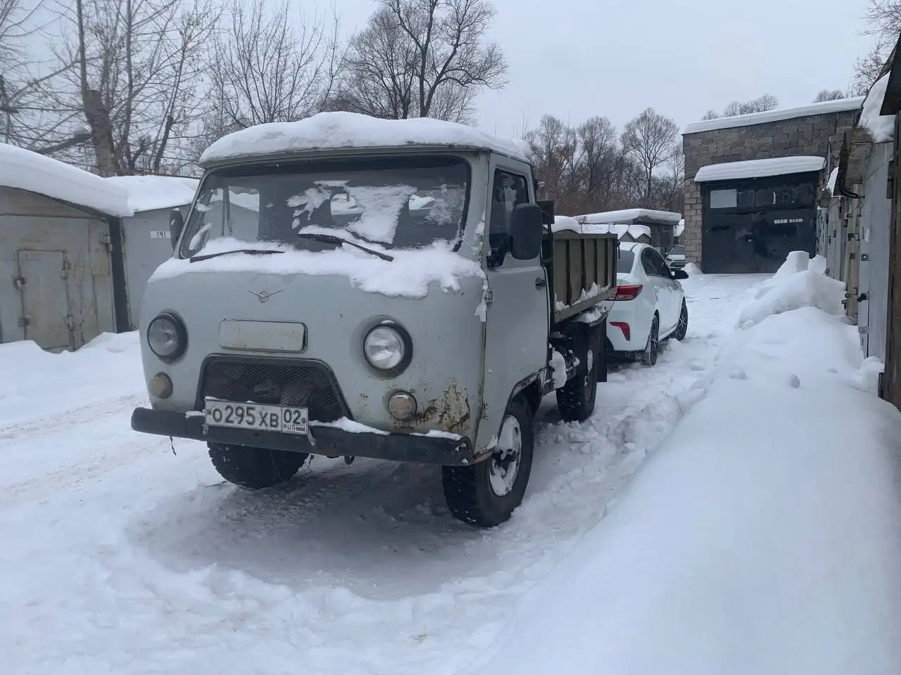 Автомобиль 2002 года на ходу без документов - Авто в Неизвестно