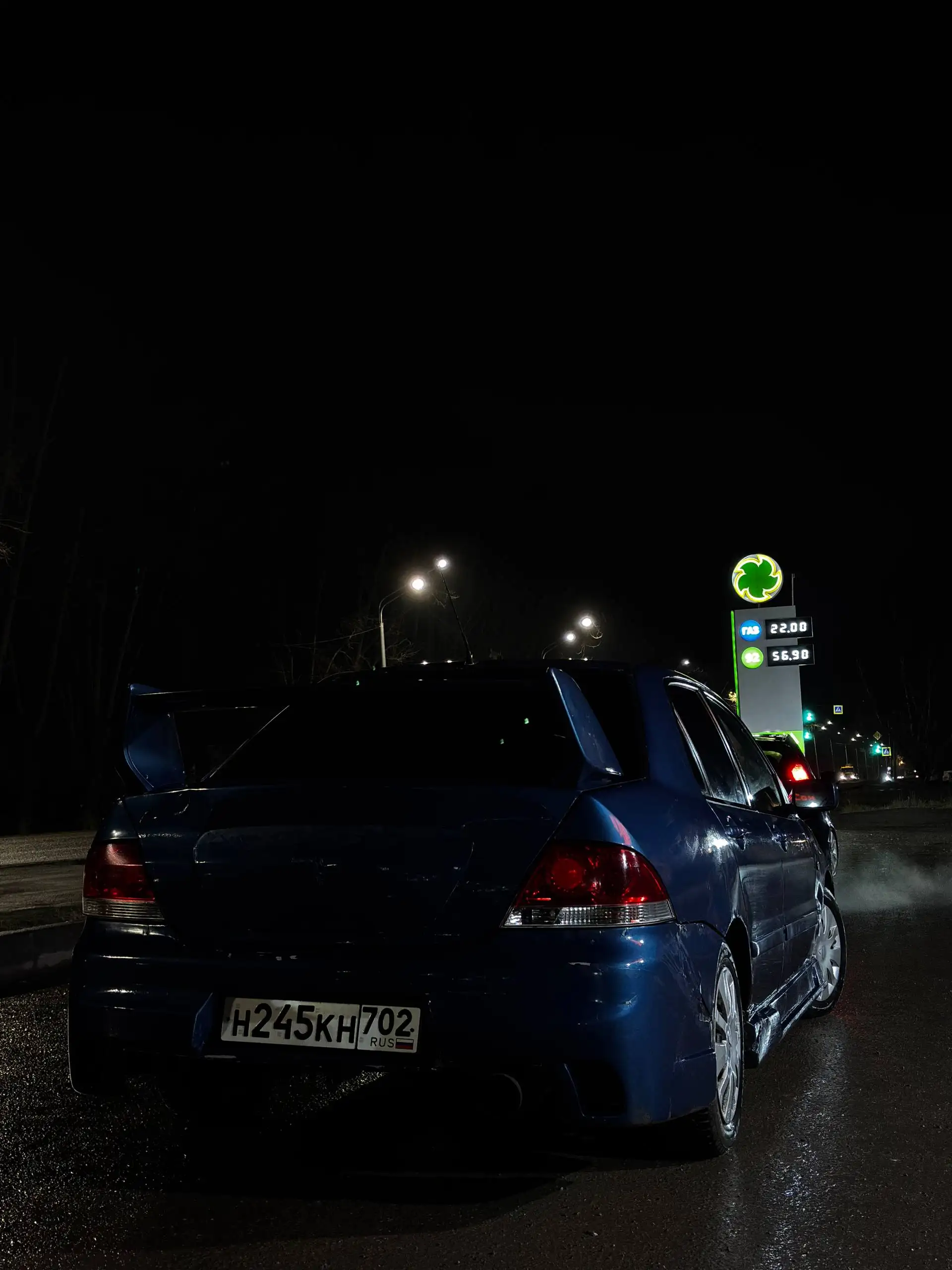 Автомобиль с косяками кузова и хорошей музыкой - Авто в Белебей