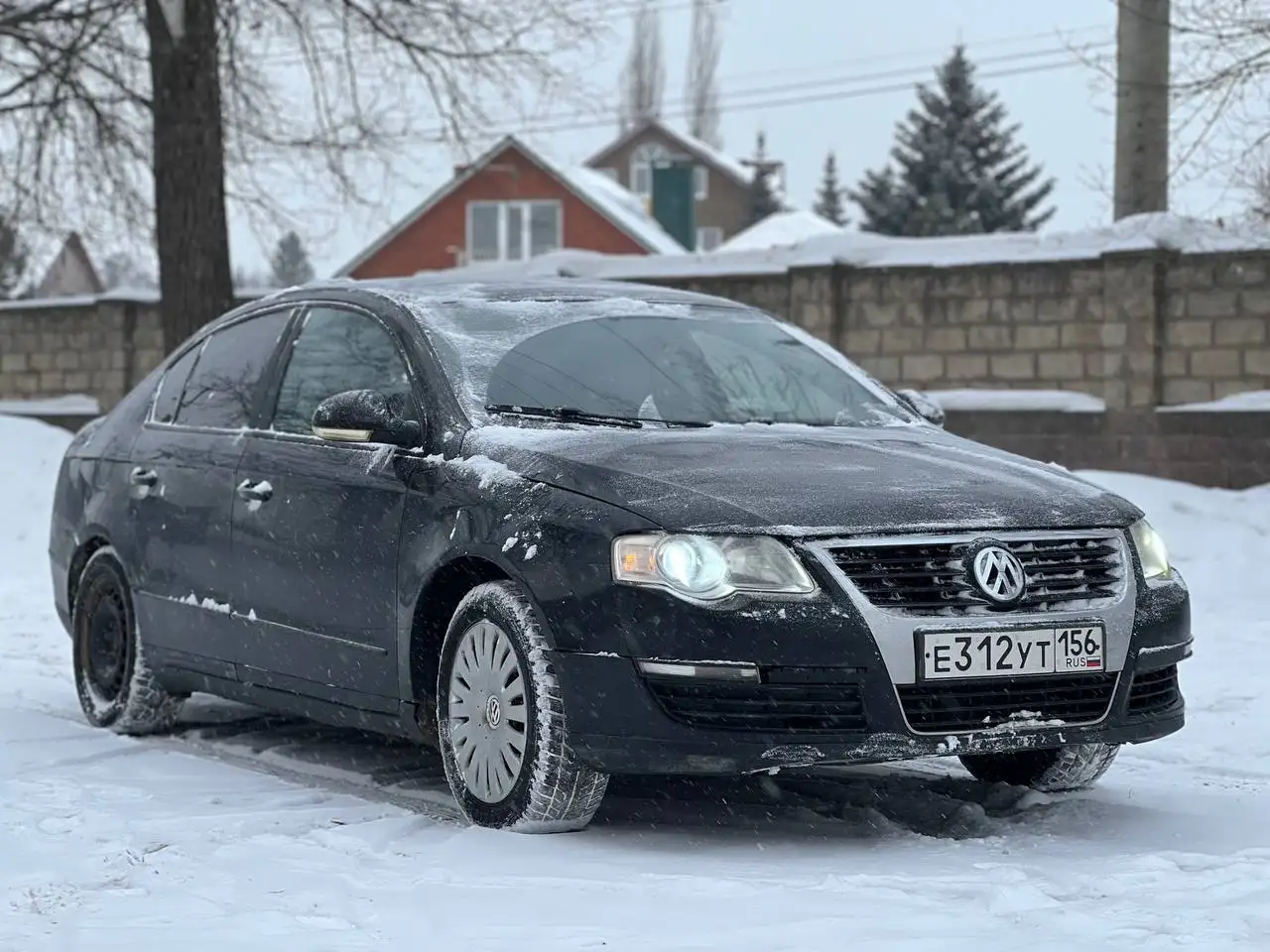 Volkswagen Passat 2009 1.6 МТ - Легковые автомобили (Авто) в Неизвестно