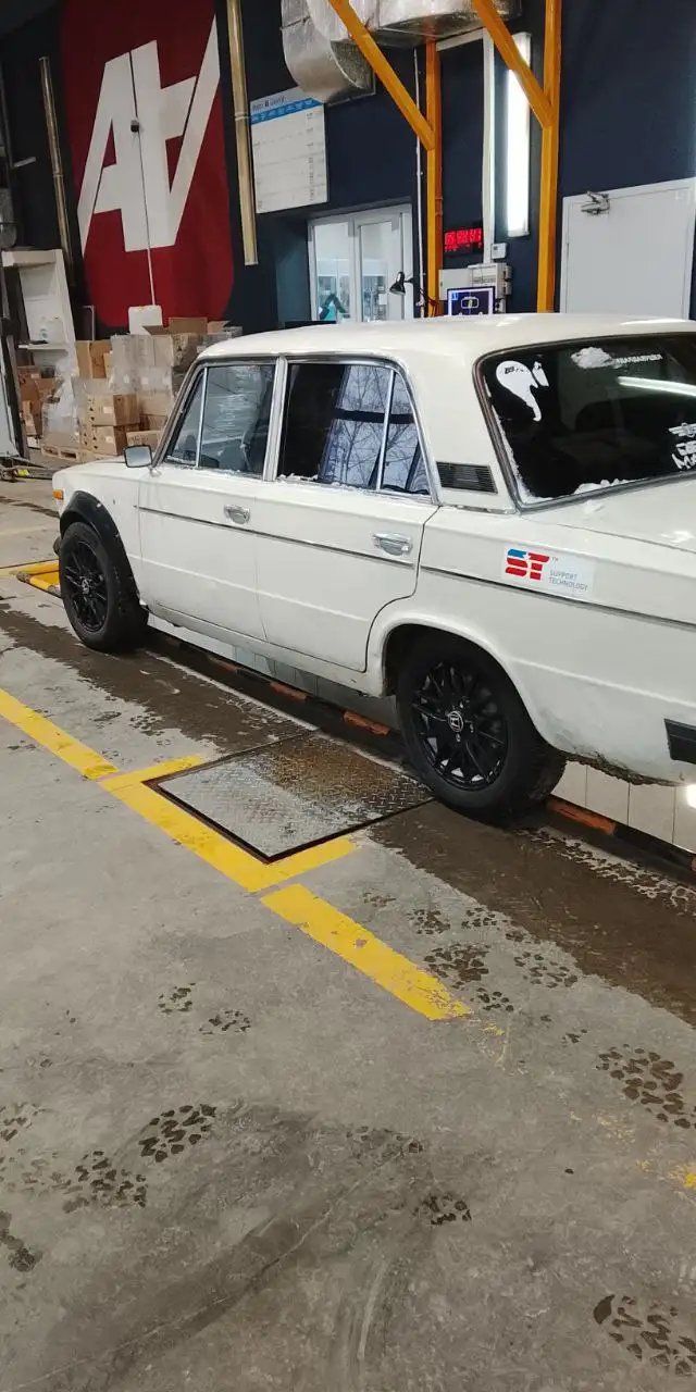 Продам ВАЗ 2106 на 16 с документами - Легковые автомобили (Авто) в Неизвестно