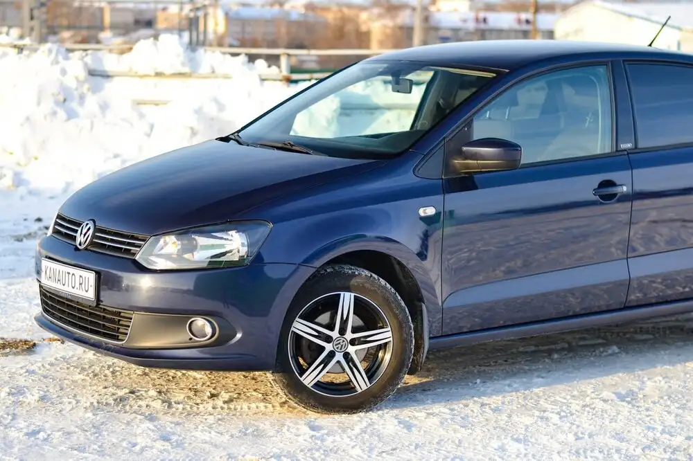 Volkswagen Polo 2015 г.в. 1.6 механика - Легковые автомобили (Авто) в Канаш