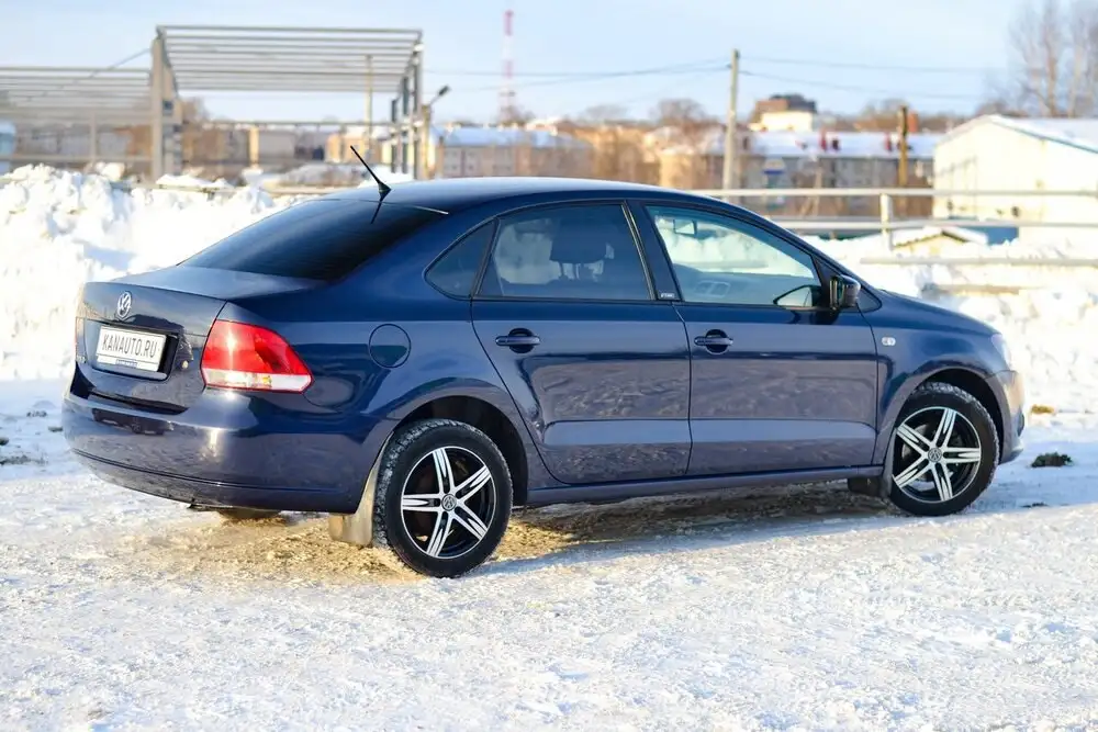 Volkswagen Polo 2015 г.в. 1.6 механика - Легковые автомобили (Авто) в Канаш