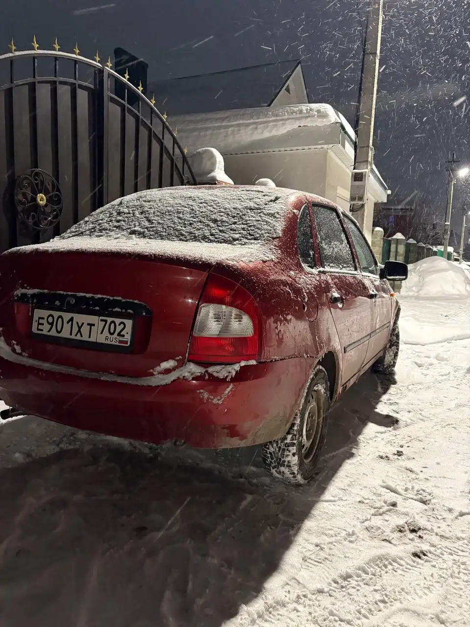 Продажа Лада Калина 2010 года с ГУР и стеклоподъемниками - Легковые автомобили (Авто) в Неизвестно