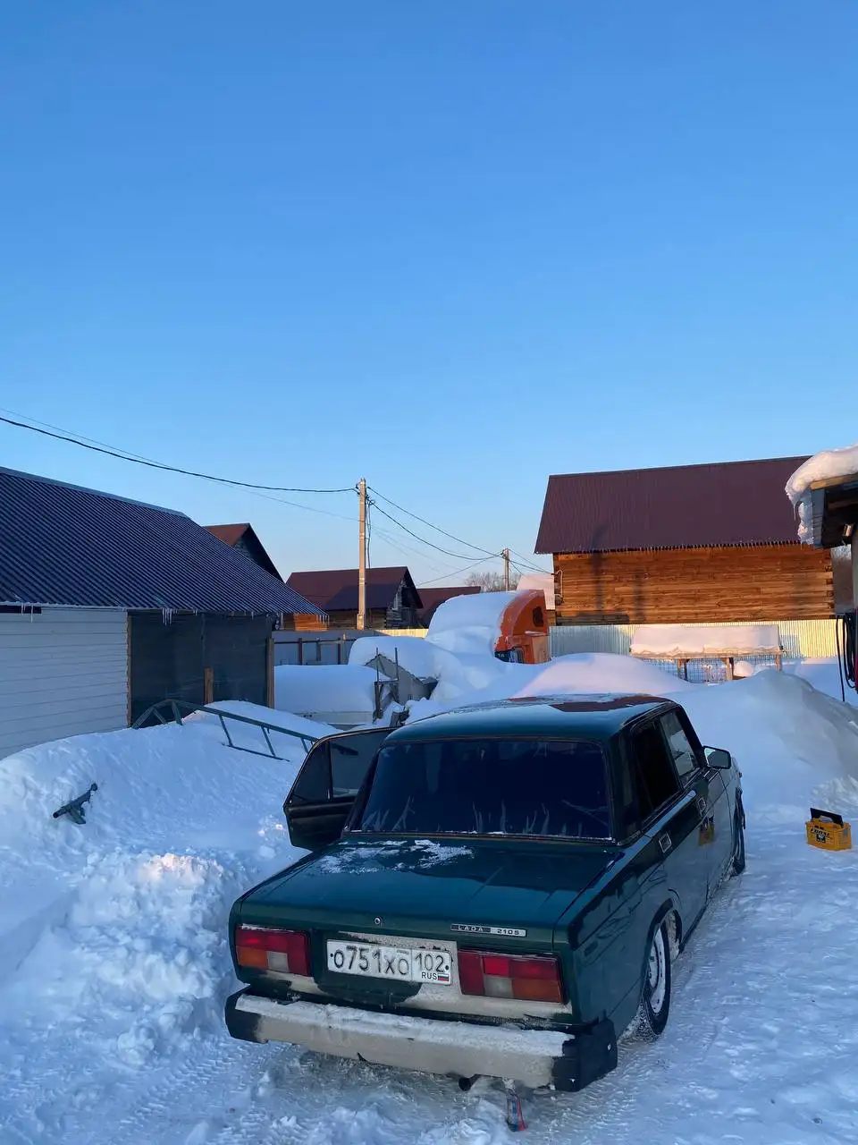 Продажа ВАЗ 2105 карбюратор - Авто в Неизвестно