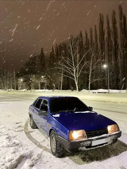 Продам ВАЗ 21099 в достойном состоянии - Шины и диски в Ишимбай