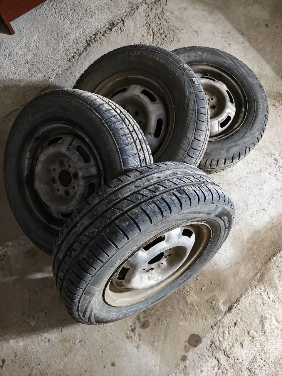 Продам летние шины Viatti 2022 года выпуска в сборе - Шины и диски (Авто) в Октябрьский