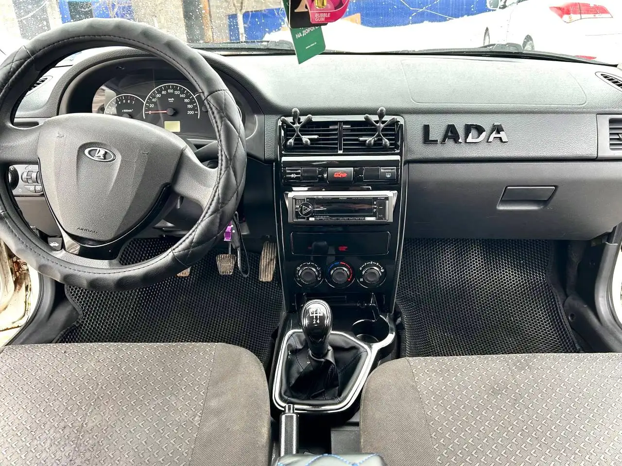 Продам Ладу Приору 2012 года - Легковые автомобили (Авто) в Неизвестно