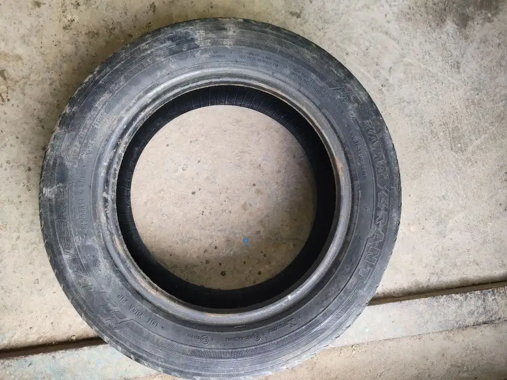 Продажа двух летних шин 175/65/14 - Шины и диски (Авто) в Октябрьский