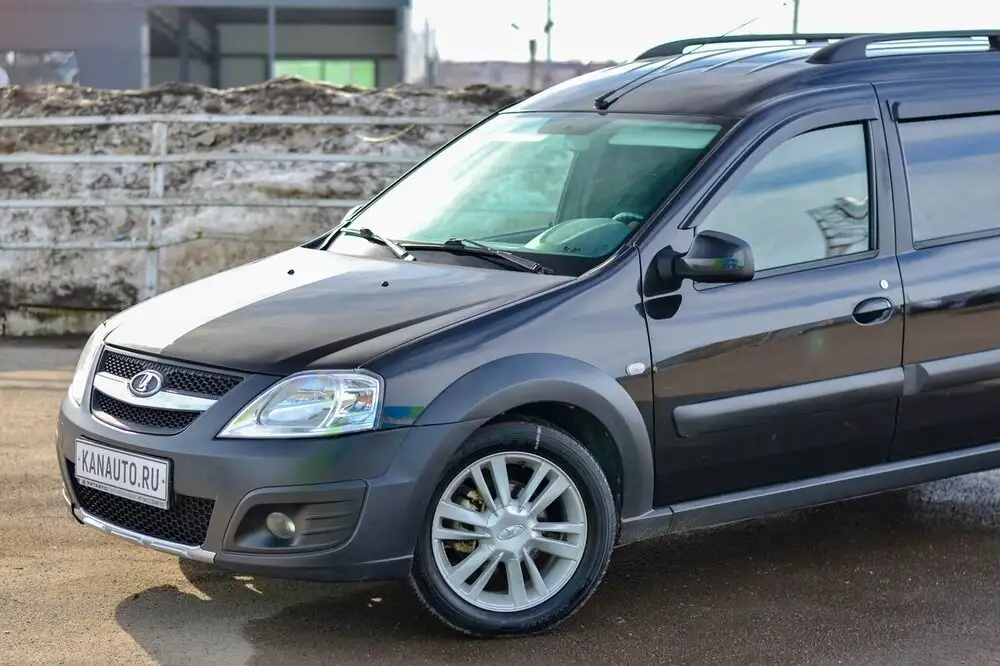 Продажа Lada Largus Cross 2017 года - Авто в Канаш