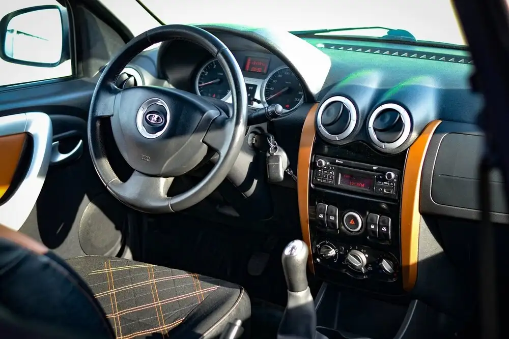 Продажа Lada Largus Cross 2017 года - Авто в Канаш