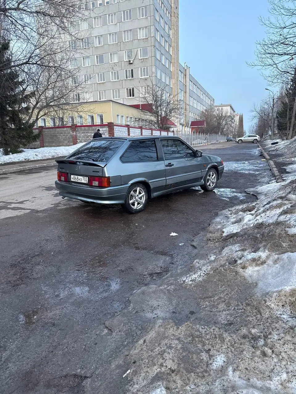 Продажа автомобиля 2006 года на ходу - Авто в Неизвестно