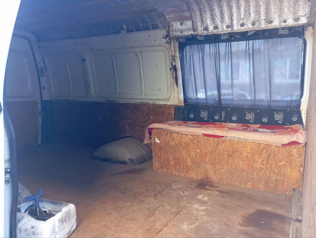 Продажа Газели на полном ходу - Грузовики (Авто) в Неизвестно