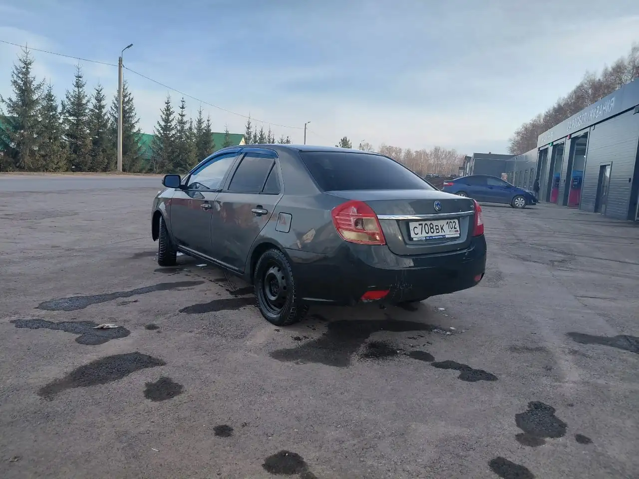 Geely GC6 2014 года, бывший в залоге, готов к продаже - Авто в Неизвестно