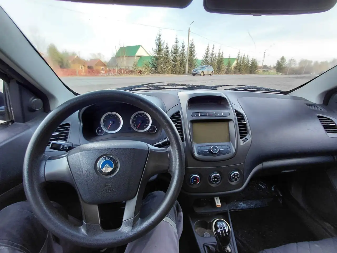 Geely GC6 2014 года, бывший в залоге, готов к продаже - Авто в Неизвестно