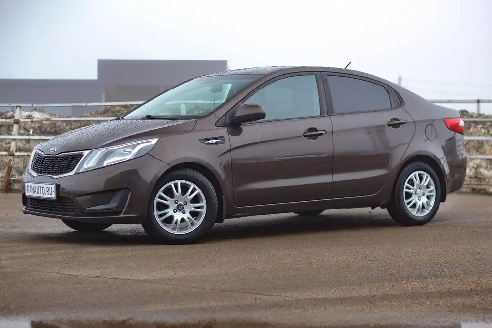 Продажа Kia Rio 2014 года в Канаше - Легковые автомобили (Авто) в Канаш