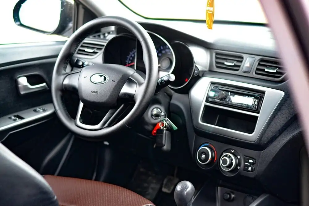 Продажа Kia Rio 2014 года в Канаше - Легковые автомобили (Авто) в Канаш