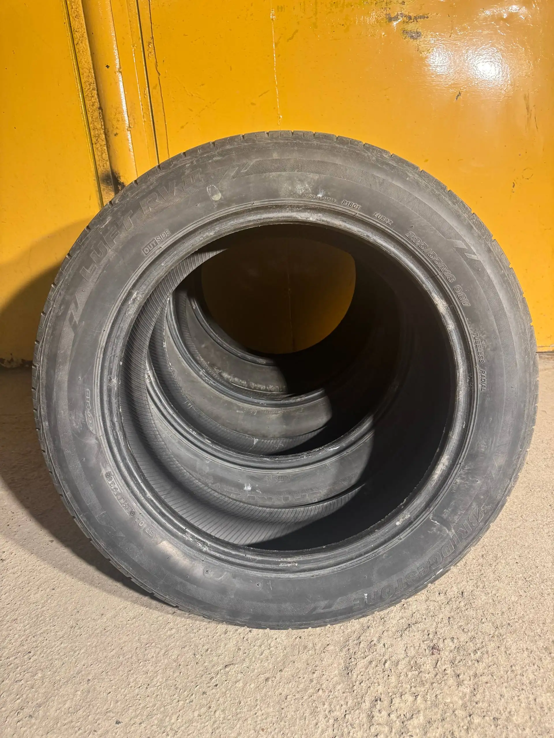 Продажа резины Bridgestone Lufthansa rv II 225/55 R18 98V - Шины и диски (Авто) в Неизвестно