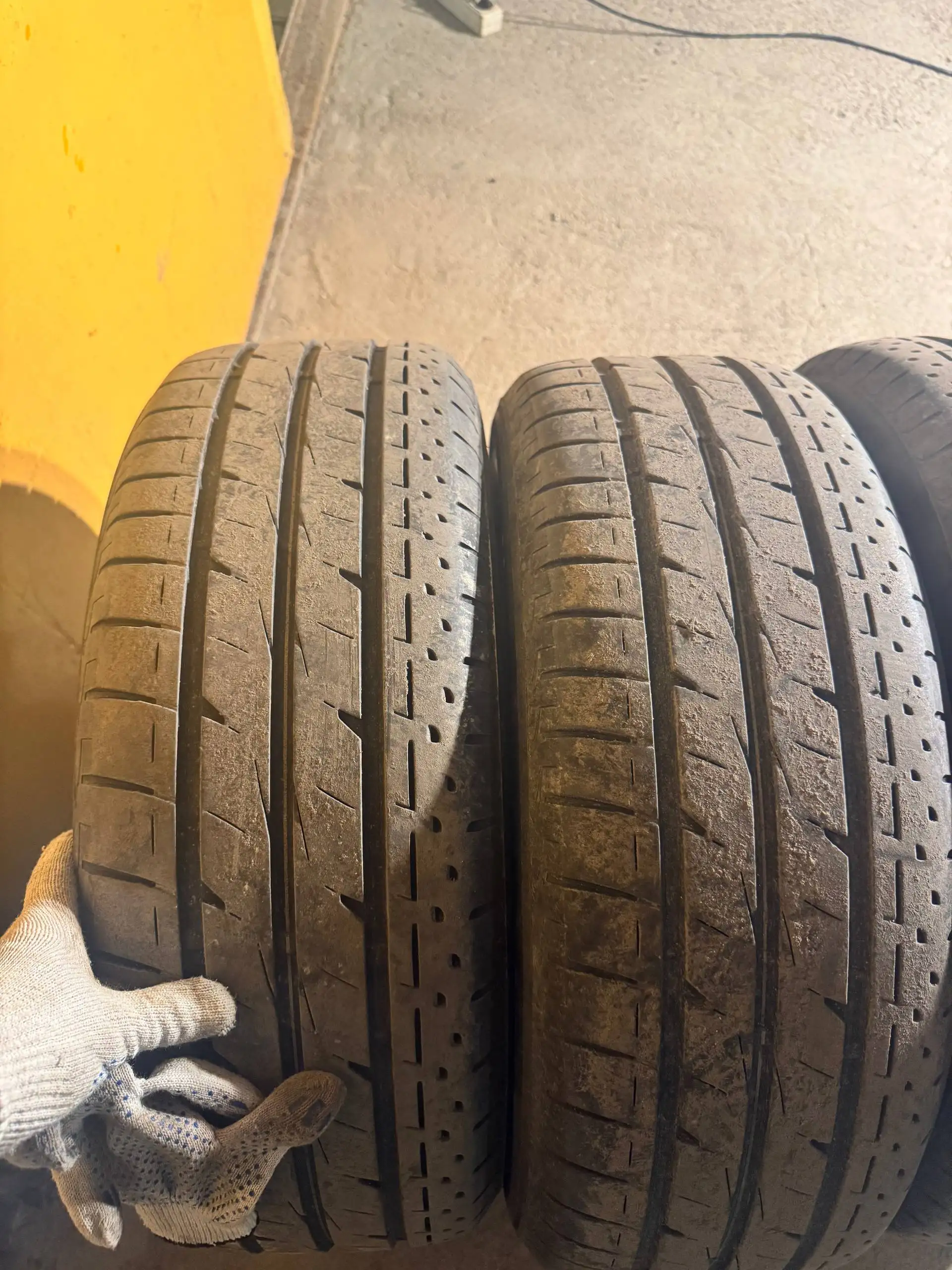 Продажа резины Bridgestone Lufthansa rv II 225/55 R18 98V - Шины и диски (Авто) в Неизвестно