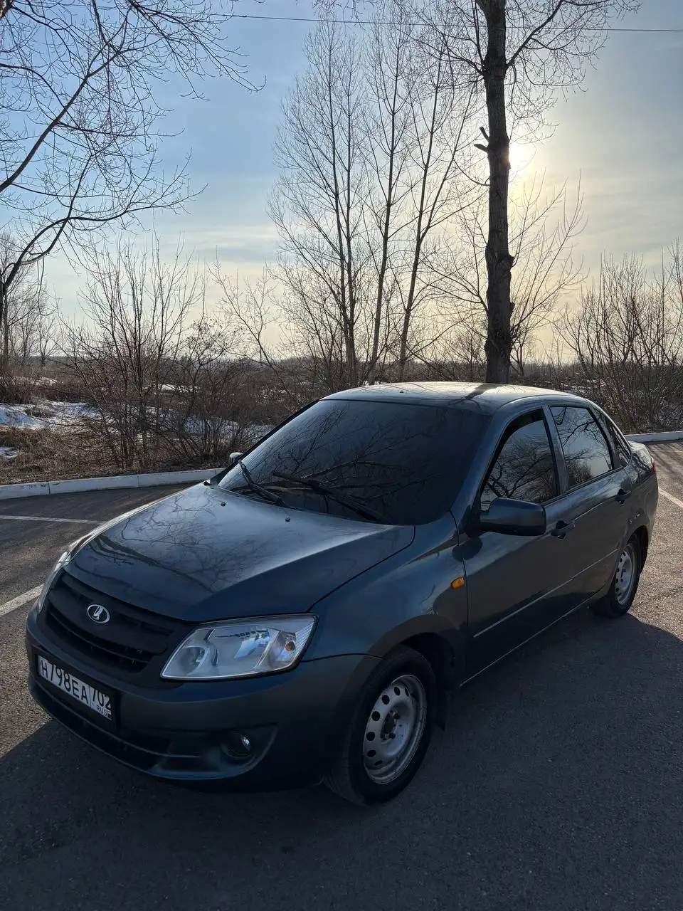 Продажа LADA Granta 2013 года в отличном состоянии - Авто в Неизвестно