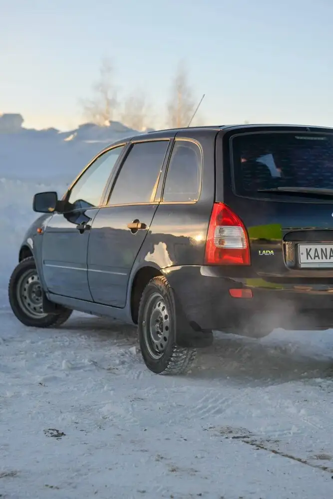 Продажа Lada Kalina 2011 года - Легковые автомобили (Авто) в Канаш