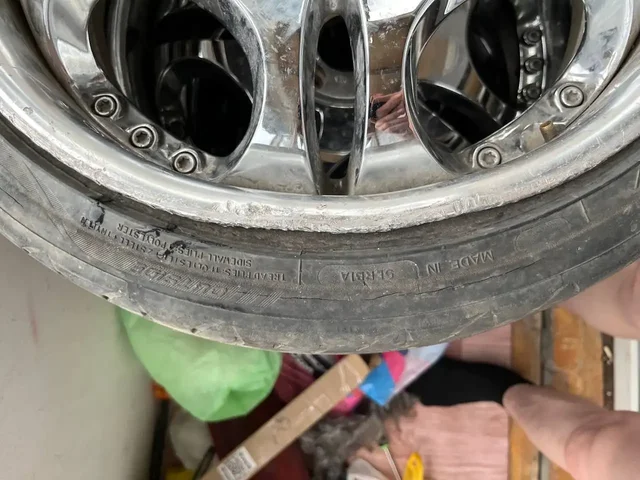 Продам 17 диски с резиной - частное объявление в Неизвестно