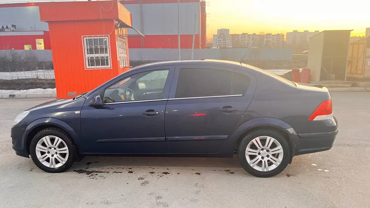 Продажа автомобиля Nissan Teana 2010 года - Легковые автомобили (Авто) в Неизвестно