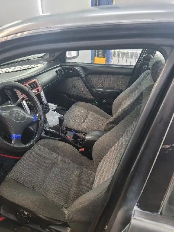 Продажа автомобиля Карина 1992 года с проблемой двигателя - Легковые автомобили (Авто) в Волжск