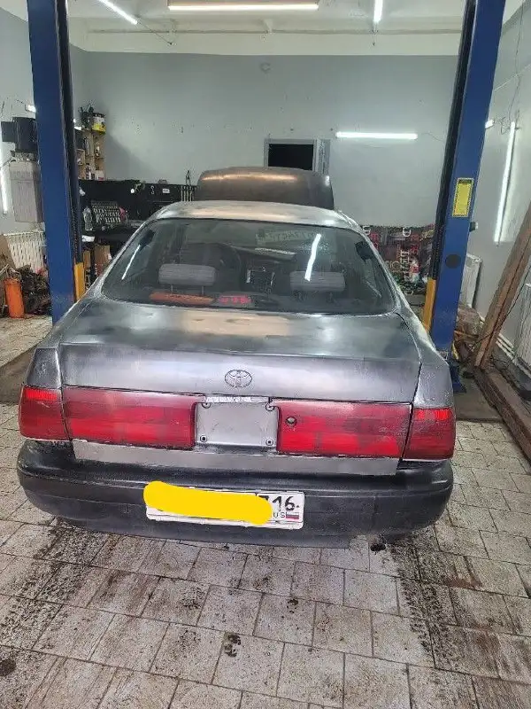 Продажа автомобиля Карина 1992 года с проблемой двигателя - Легковые автомобили (Авто) в Волжск