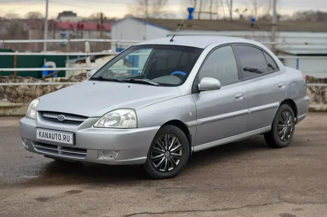Продажа Kia Rio 2005 года в Канаше - Авто в Канаш