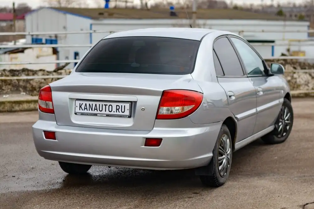 Продажа Kia Rio 2005 года в Канаше - Легковые автомобили (Авто) в Канаш