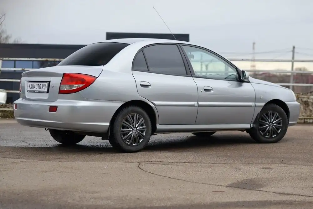 Продажа Kia Rio 2005 года в Канаше - Легковые автомобили (Авто) в Канаш
