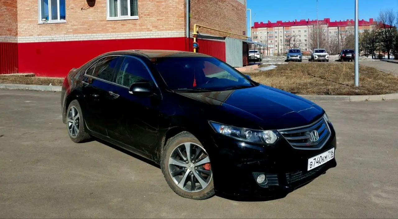 Продается Honda Accord 2008 года - Легковые автомобили (Авто) в Чистополь