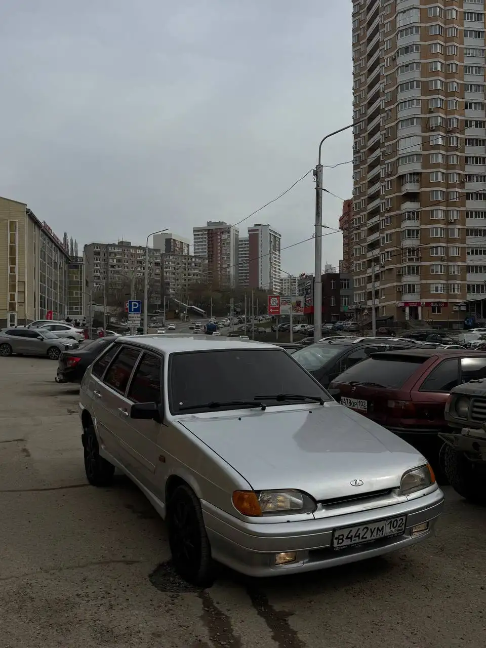 Продам ВАЗ 2114 на шестнадцатых дисках - Легковые автомобили (Авто) в Неизвестно